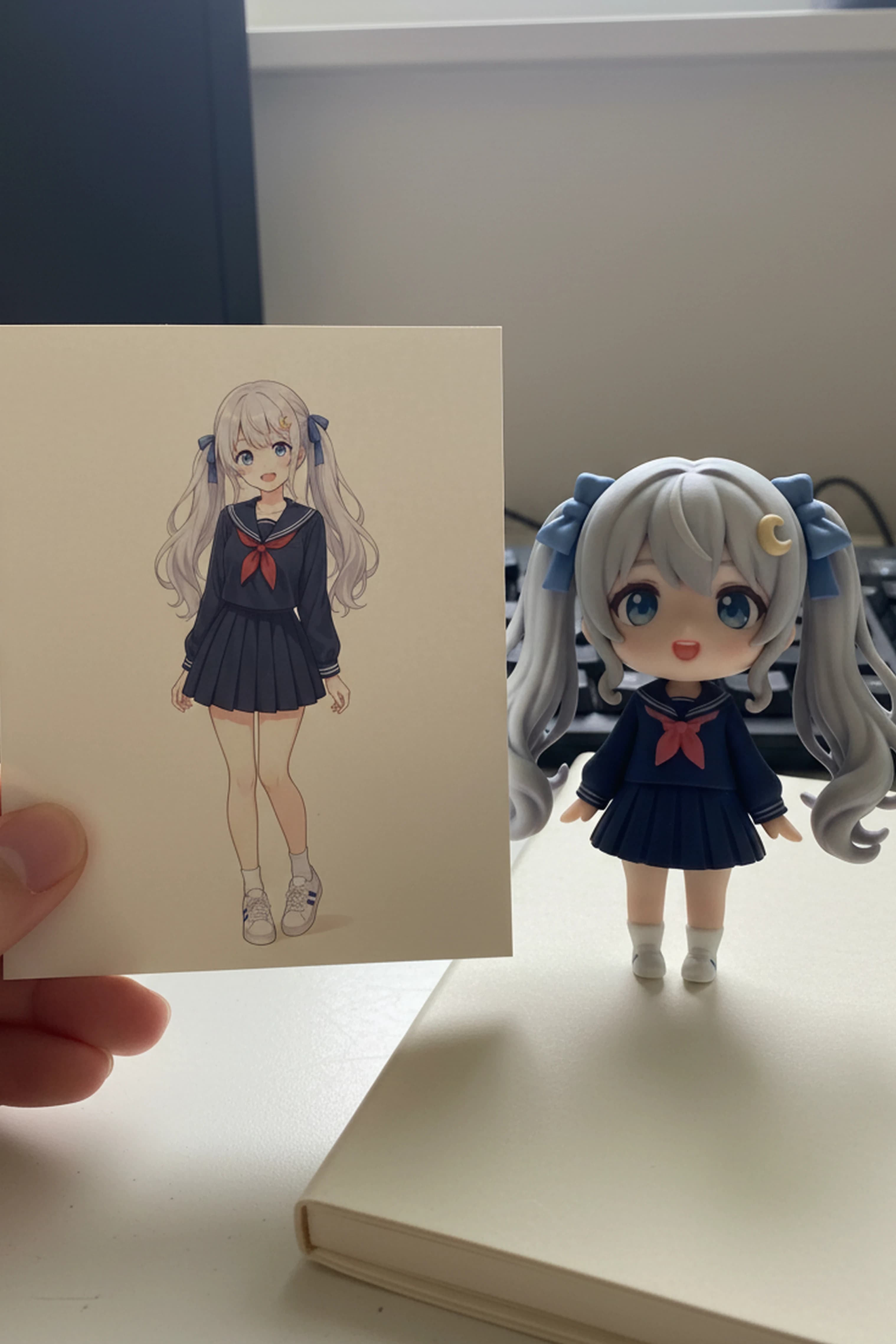 Custom chibi figure review photo from Ava